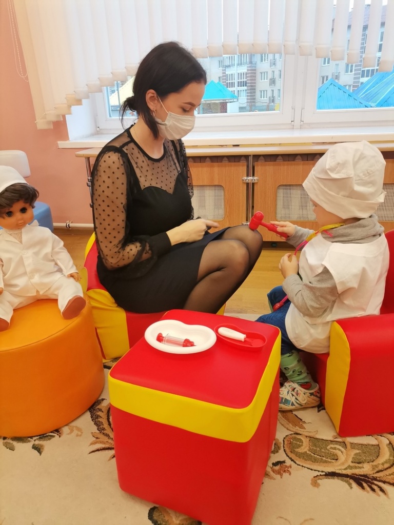 Ліза Кузьміцкая.jpg Ліза Кузьміцкая.jpg