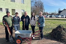 Мелиораторы и работники сельхозтехники трудились сообща на республиканском субботнике