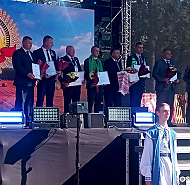 Лепшых працаўнікоў сельскай гаспадаркі ўзнагародзілі на "Дажынках-2025" у Ваўкавыску