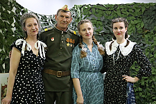 На франтавым прывале ў раённай бібліятэцы гучалі вершы і песні ваенных часоў 