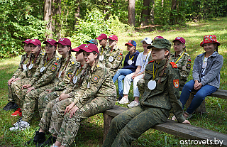 Растим патриотов. Непередвижной палаточный воспитательно-оздоровительный лагерь открыли в Рытани