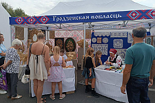 Фотафакт. Астравецкія майстры на свяце пісьменства ў Лідзе