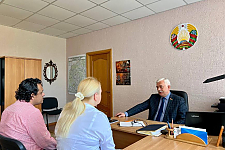 Прием граждан и «прямая телефонная линия» прошли в Гудогайском сельисполкоме с участием депутата Палаты представителей Национального собрания Республики Беларусь Игоря Шалудина