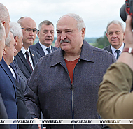 "Специалистов много, пока хромает организация". Александр Лукашенко о кадровом эксперименте среди руководителей областей 