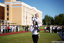 Прощались со школой выпускники Островецкого района