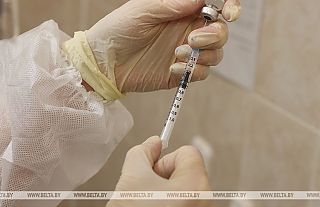 Более 6,4 млн белорусов вакцинировались против коронавируса