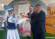 ﻿Уражаннямі ад удзелу ў абласных "Дажынках" падзяліўся старшыня Астравецкага райвыканкама Сяргей Мядзвецкас