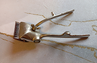 Дзедаўская прылада: машынка для стрыжкі валасоў – гісторыя і гісторыі