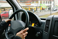 Штраф до Br4200. У автовладельцев появилась новая обязанность
