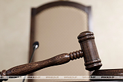 Гродненский областной суд оставил без изменения приговор матери, которая истязала маленького сына