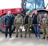 Равнение на лидеров: на Островетчине наградили победителей соревнования по итогам весеннего сева