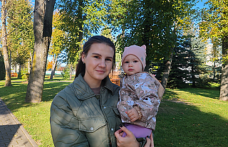 «Восхищаюсь и люблю в ней всё» – жители Островца о своих мамах