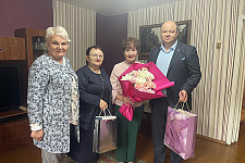За преданность музыке и в связи с юбилеем