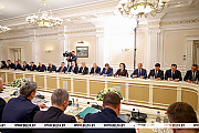 "Пока картина неоднозначная". Александр Лукашенко о работе экономики в 2025 году