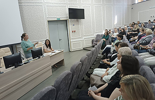 Как предотвратить самоубийство, говорили на встрече с работниками культуры 