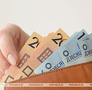 Белстат: средняя зарплата в Беларуси в октябре составила Br2758,6