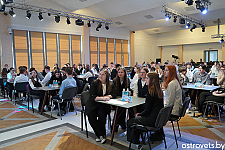 «Лига знаний»: районный интеллектуально-развлекательный турнир, посвящённый белорусской женщине, прошёл в Островце