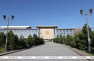 Александр Лукашенко назначил новых послов в страны дальней дуги
