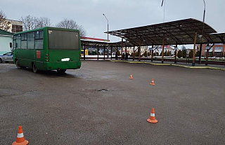 В Ошмянах водитель автобуса совершил наезд на пешехода