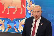 Более 150 вопросов поступило от жителей Гродненского региона Юрию Караеву во время прямого эфира 
