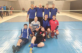 Островчане вышли в полуфинал любительской волейбольной лиги 