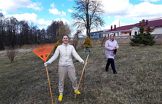 Берёмся за грабли, чтобы удивлять чистотой