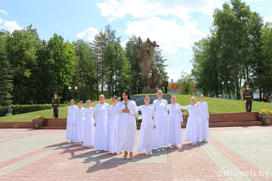 ef2db143-3953-4fe3-a757-be1632b04aab.jpg