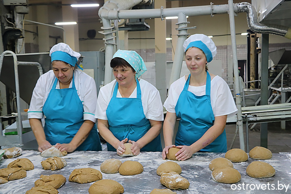 Смаката Минкевич Суботкевич Тапуть.jpg