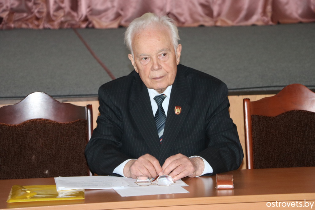 IMG_9900.jpg