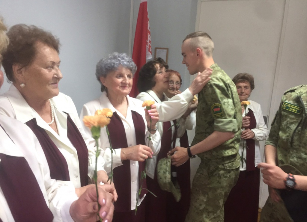 IMG-59249b452eaec9acf682fe629a028c10-V.jpg