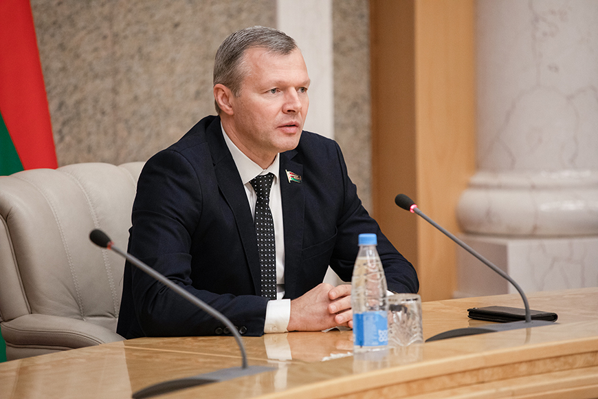 лидер «Белой Руси» Олег Романов